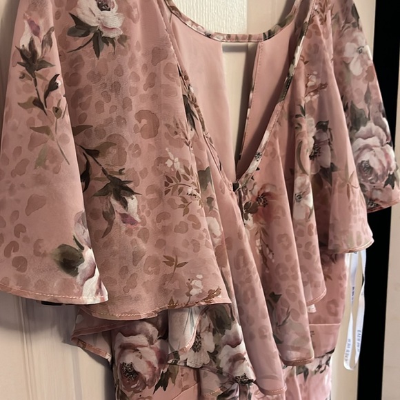 Evernew Melbourne Venice Flutter Sleeve Dress - Picture 8 of 8